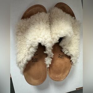 Used, Birkenstock Ladies Teddy Eggshell Namica Shearling Wedge. Size 37 / 6 1/2